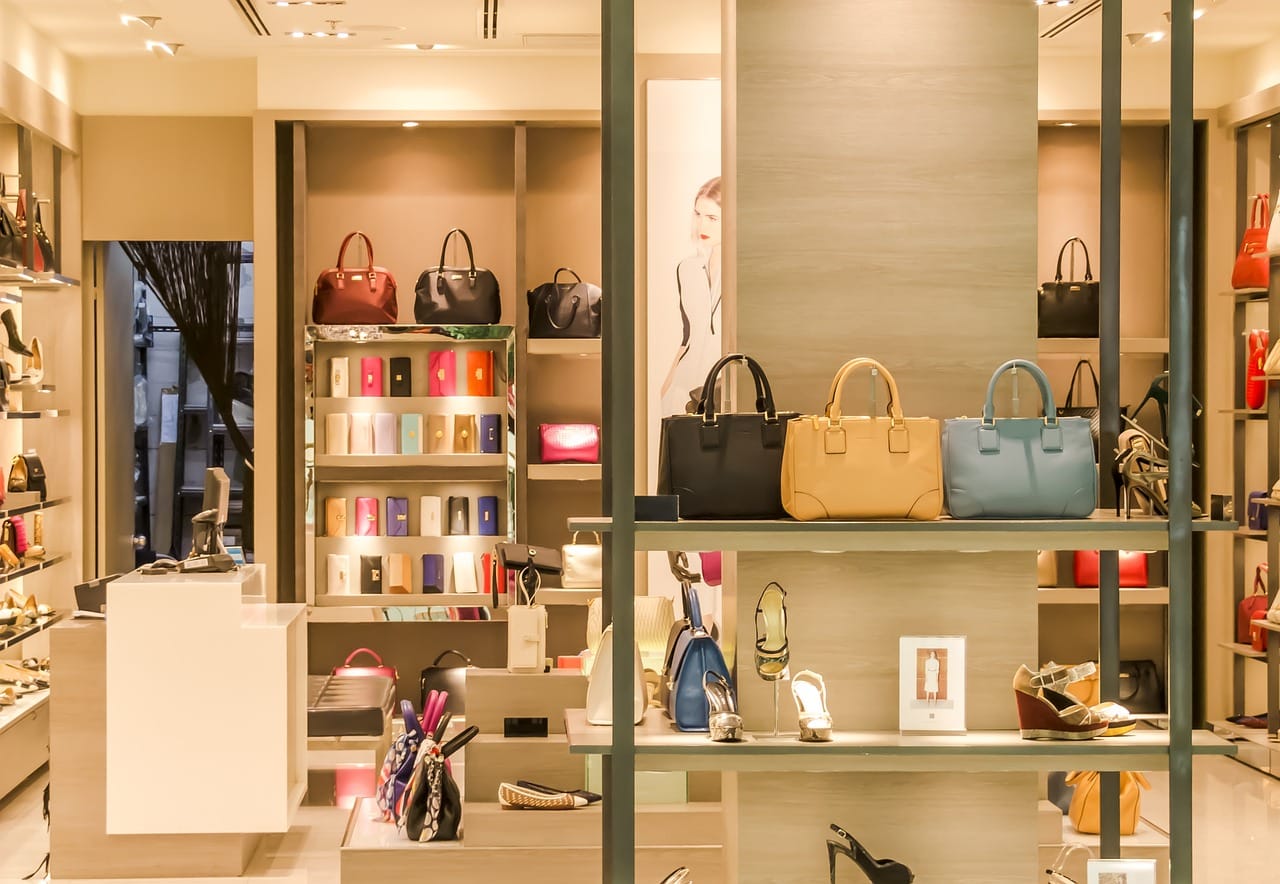 CLOTH SHOP AI LIGHITNG