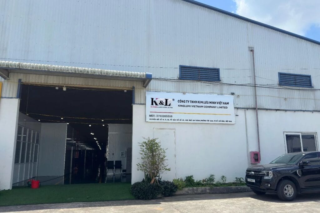 KINGLUMI VIETNAM FACTORY